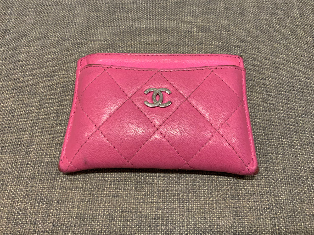 CHANEL Lambskin Quilted 2021 Neon Pink CC Logo Card Holder Wallet ladies