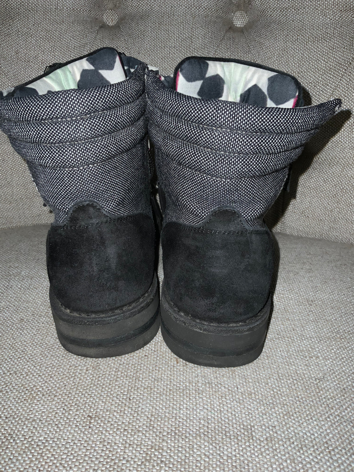 CHANEL Interlocking CC Logo Combat Boots SIZE 37 1/2 UK 4.5 US 7.5 ladies