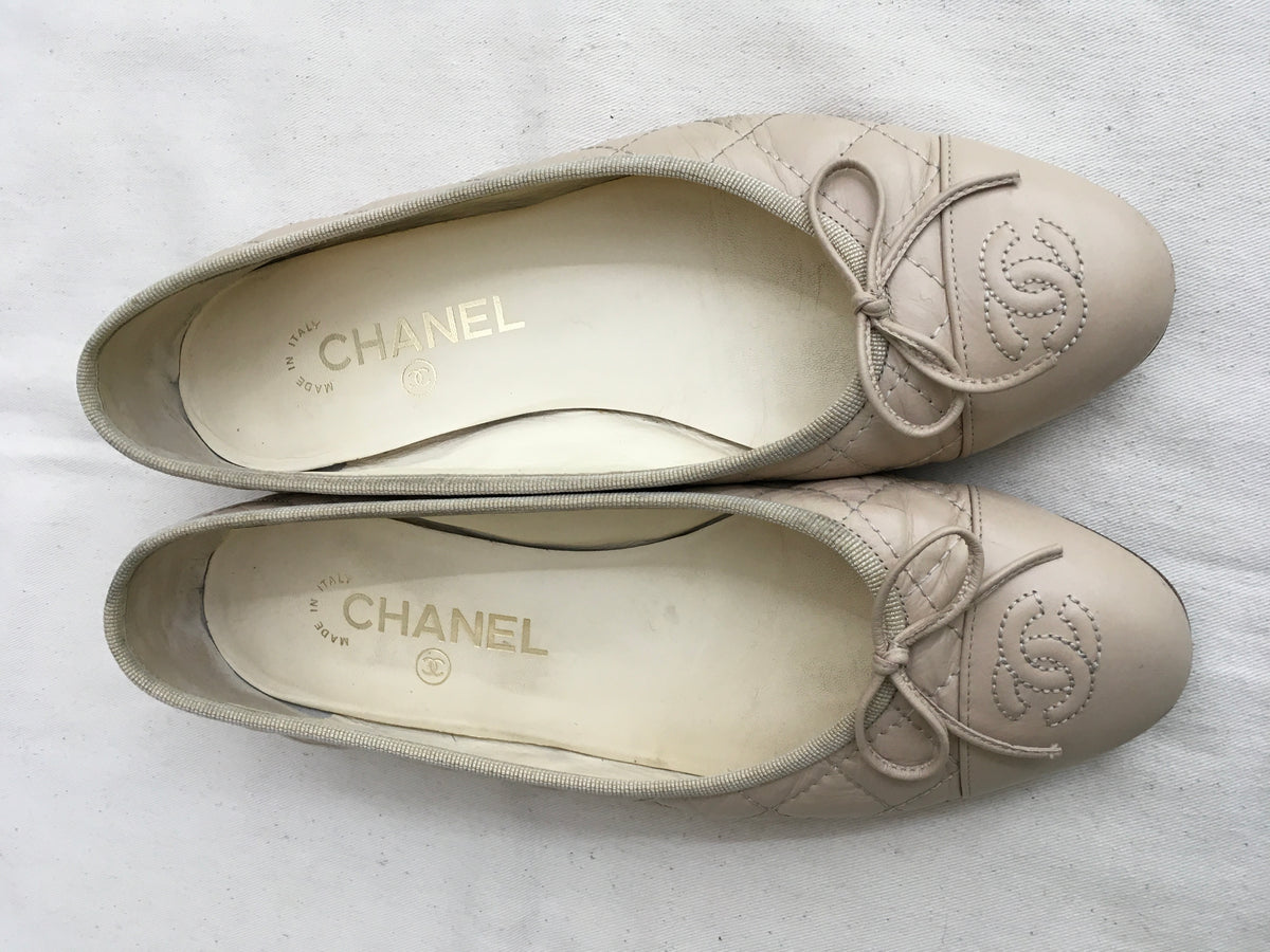 CHANEL CC Quilted Leather Ballet Flats Shoes in Beige SIZE 37 UK 4 US 7 ladies