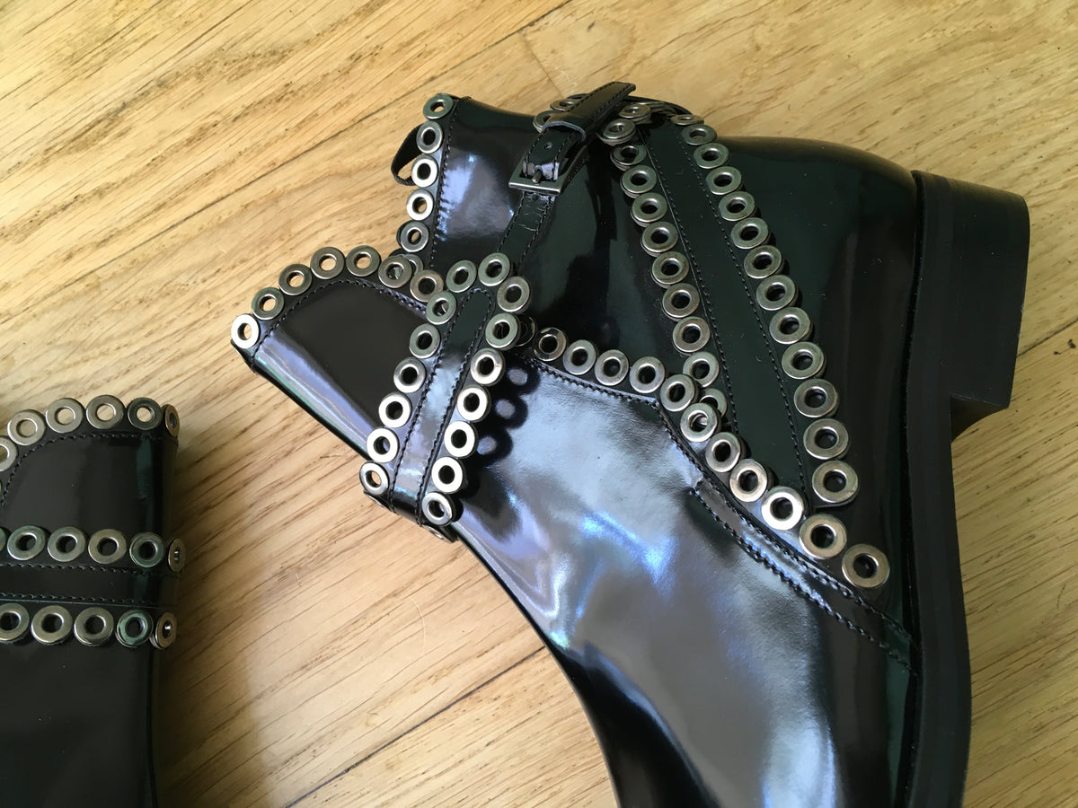 Azzedine Alaïa Black Eyelet-embellished glossed-leather ankle Size 40 1/2 UK 7.5 ladies