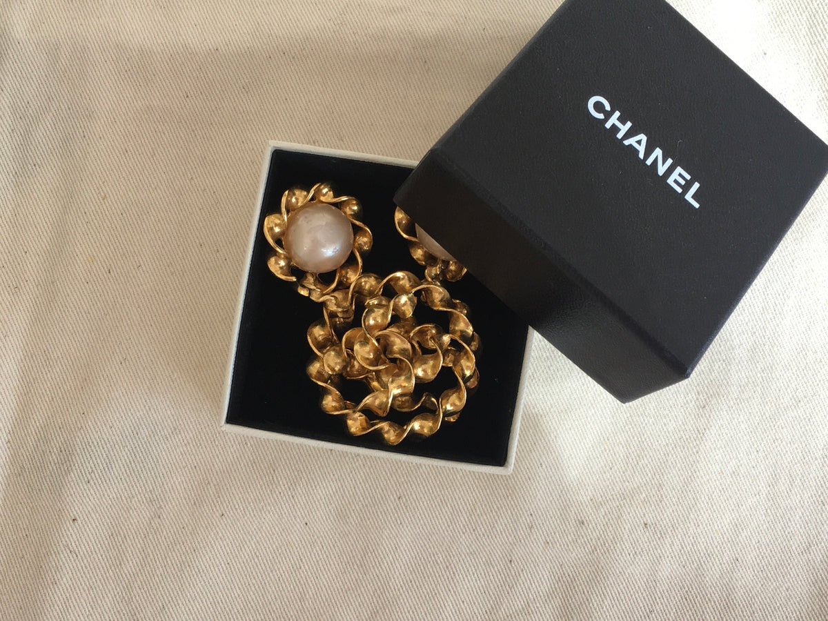 Chanel CC Twist Gold Faux Pearl Drop Earrings 1994 Vintage Huge Amazing LADIES