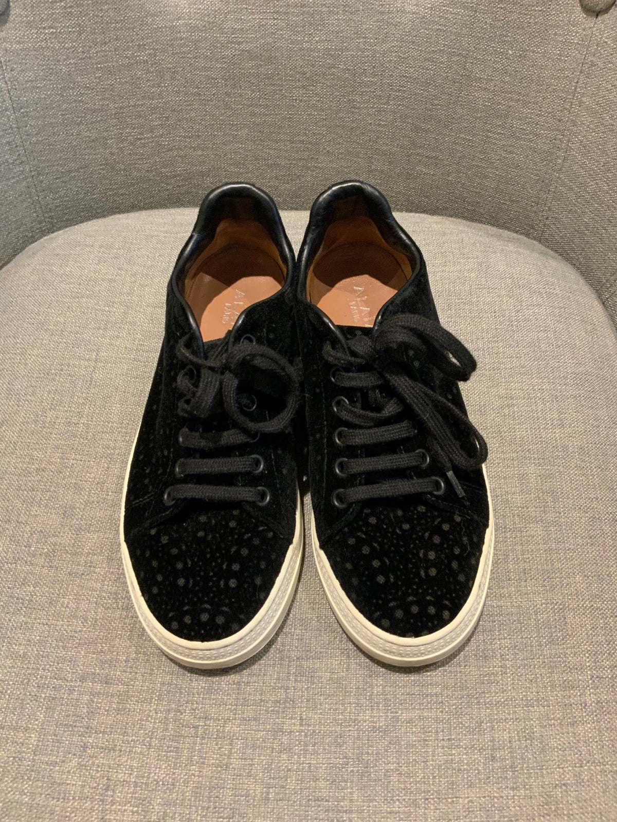 Azzedine Alaia LASER-CUT Velvet Lace Up Sneaker Trainers Size 35 US 5 UK 2 ladies