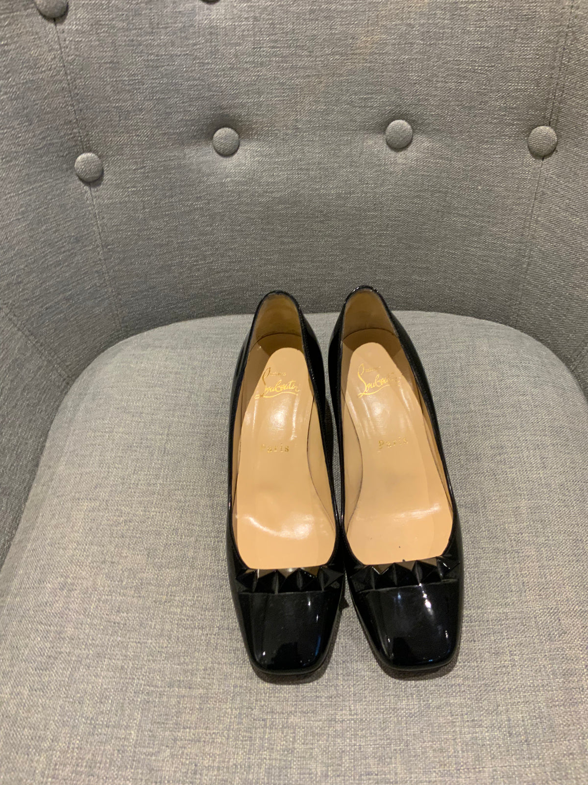 CHRISTIAN LOUBOUTIN Black Patent Leather Pyramidame 45 Pumps Heels Size 36.5 ladies
