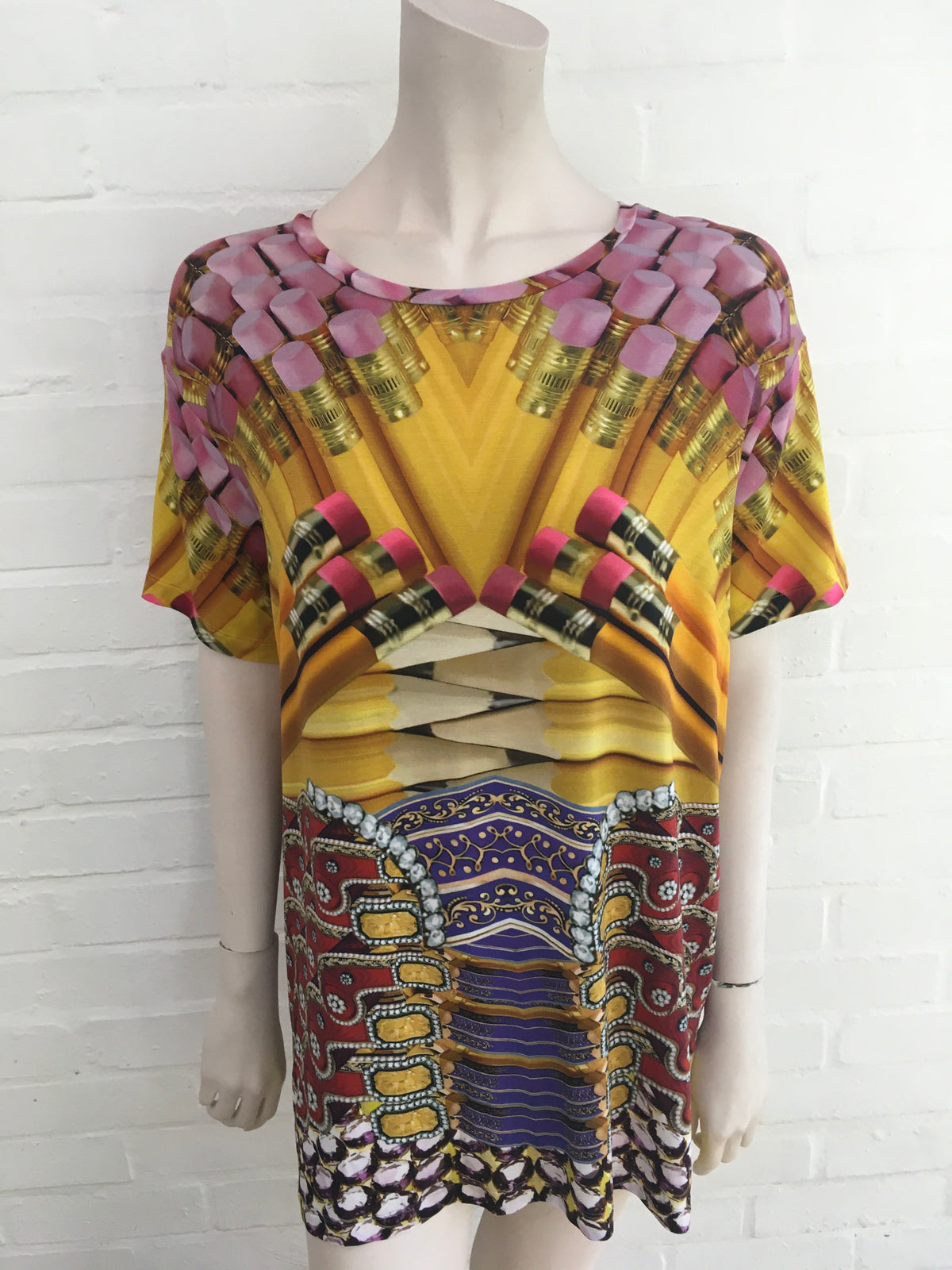 MARY KATRANTZOU Runaway Pencils Printed Short Sleeve T-shirt Size M medium ladies