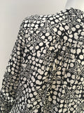 Diane Von Furstenberg Shirt Star Print Gilmore Silk Blouse Tunic Top Size US 4 S ladies