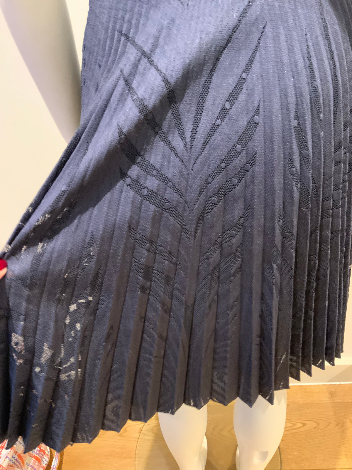 Reiss Women's Blue Navy Kent Pleated Skirt Size UK 8 US 4 ladies