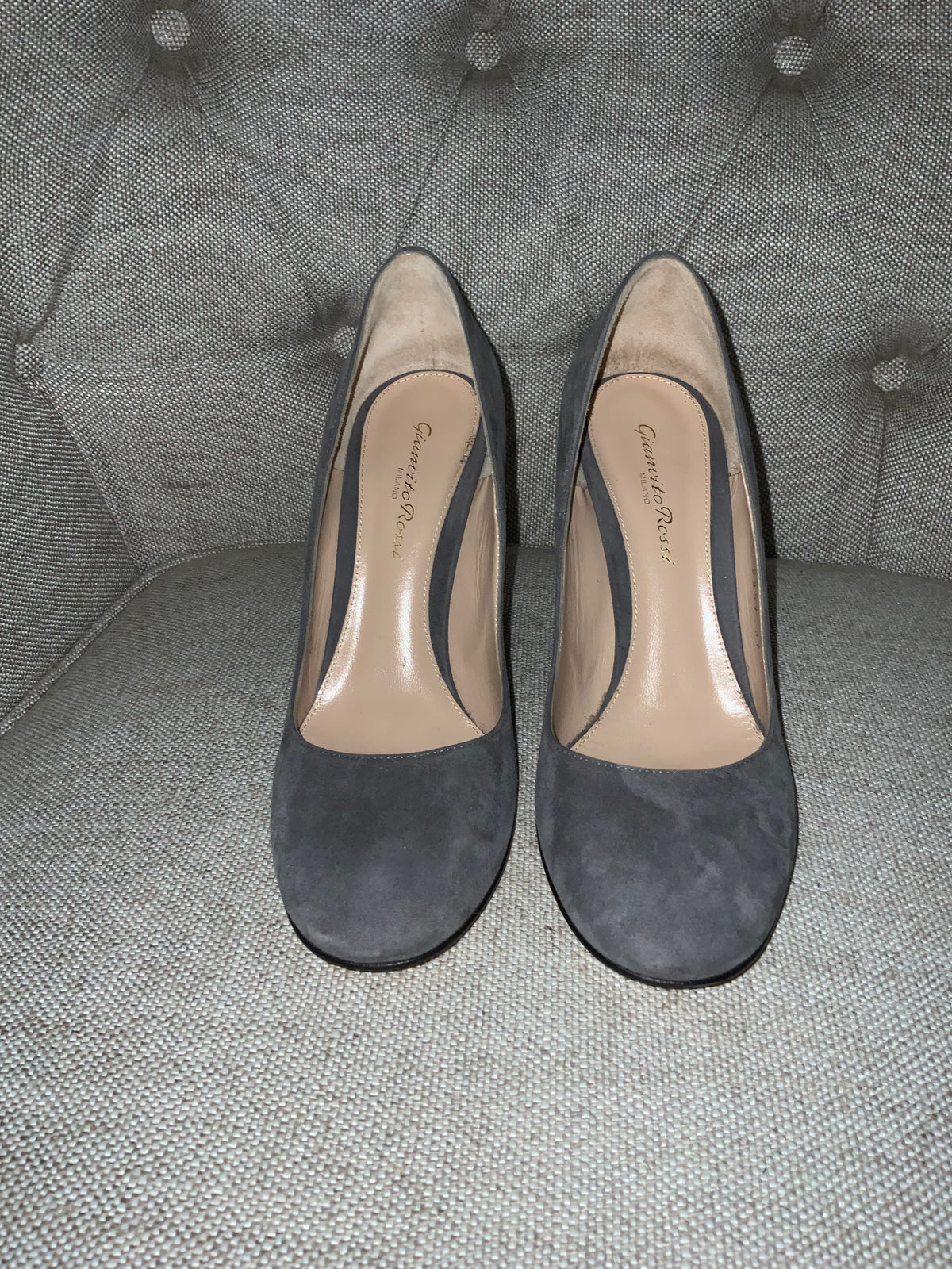 GIANVITO ROSSI grey suede leather pumps heels Size 37 UK 4 US 7 ladies