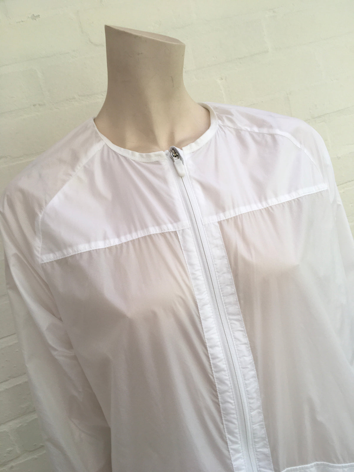 Nike Sportswear Jacket Transparent Packable Training White Lightweight Rain S ladies