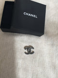 CHANEL 2015 Collection Silver Metal Brooch CC Pin Dubai Moonlight 15C Ladies