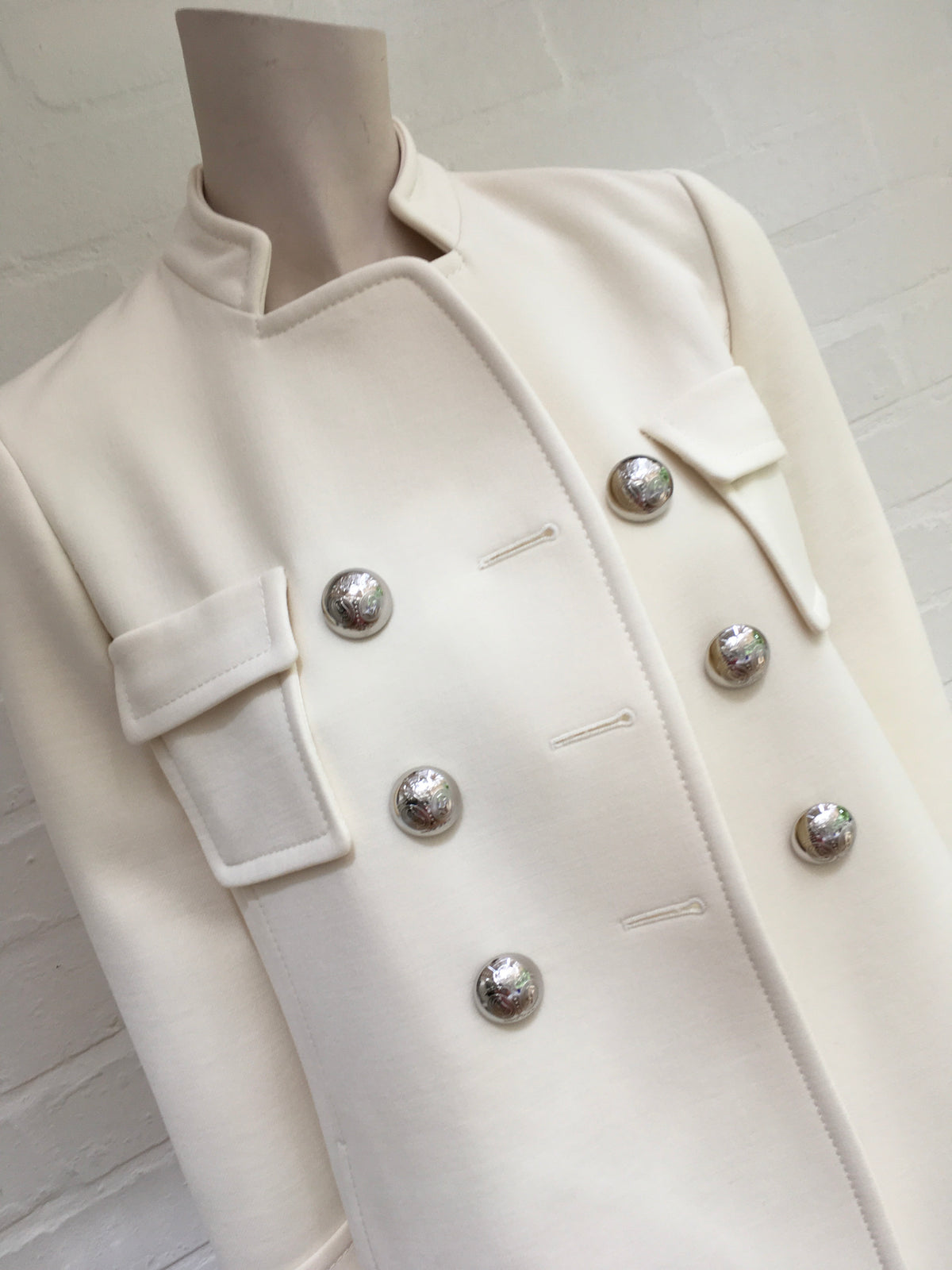 GUCCI White Wool-crepe Double Breasted Napoleon Coat Size I 36  ladies
