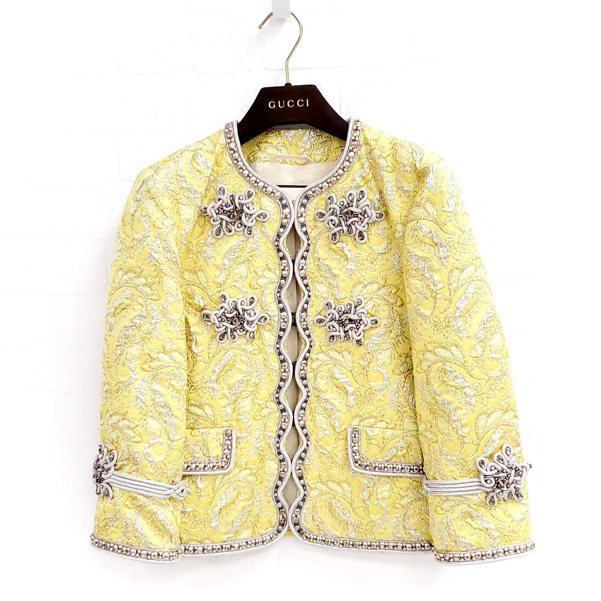 GUCCI YELLOW BROCADE SILVER EMBELLISHED BLAZER JACKET ($6400) SZI 36 UK 4 US 0 ladies