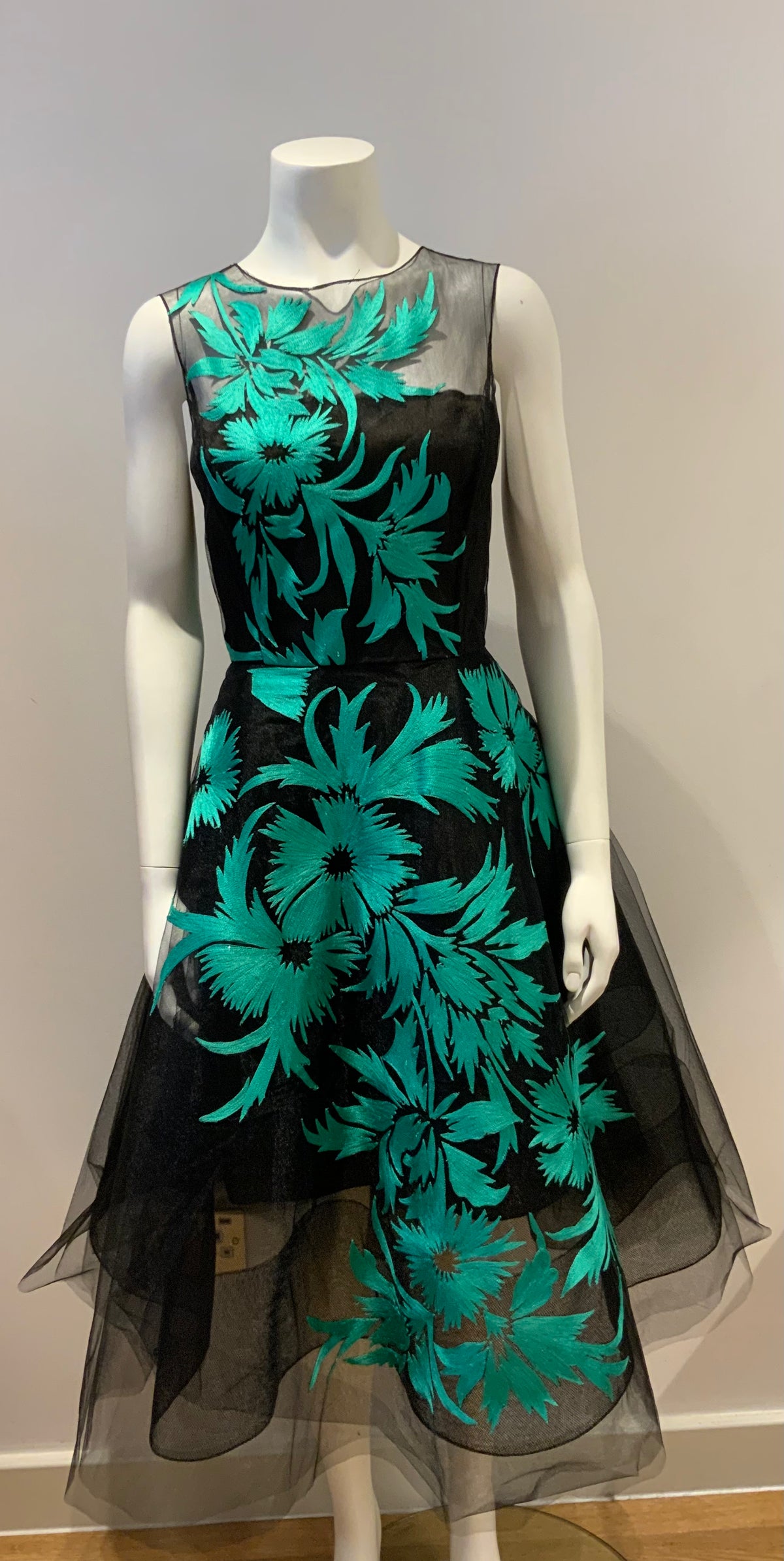 Oscar de la Renta Red Carpet Green Embroidered Gown Dress Size US 6 UK 10 ladies