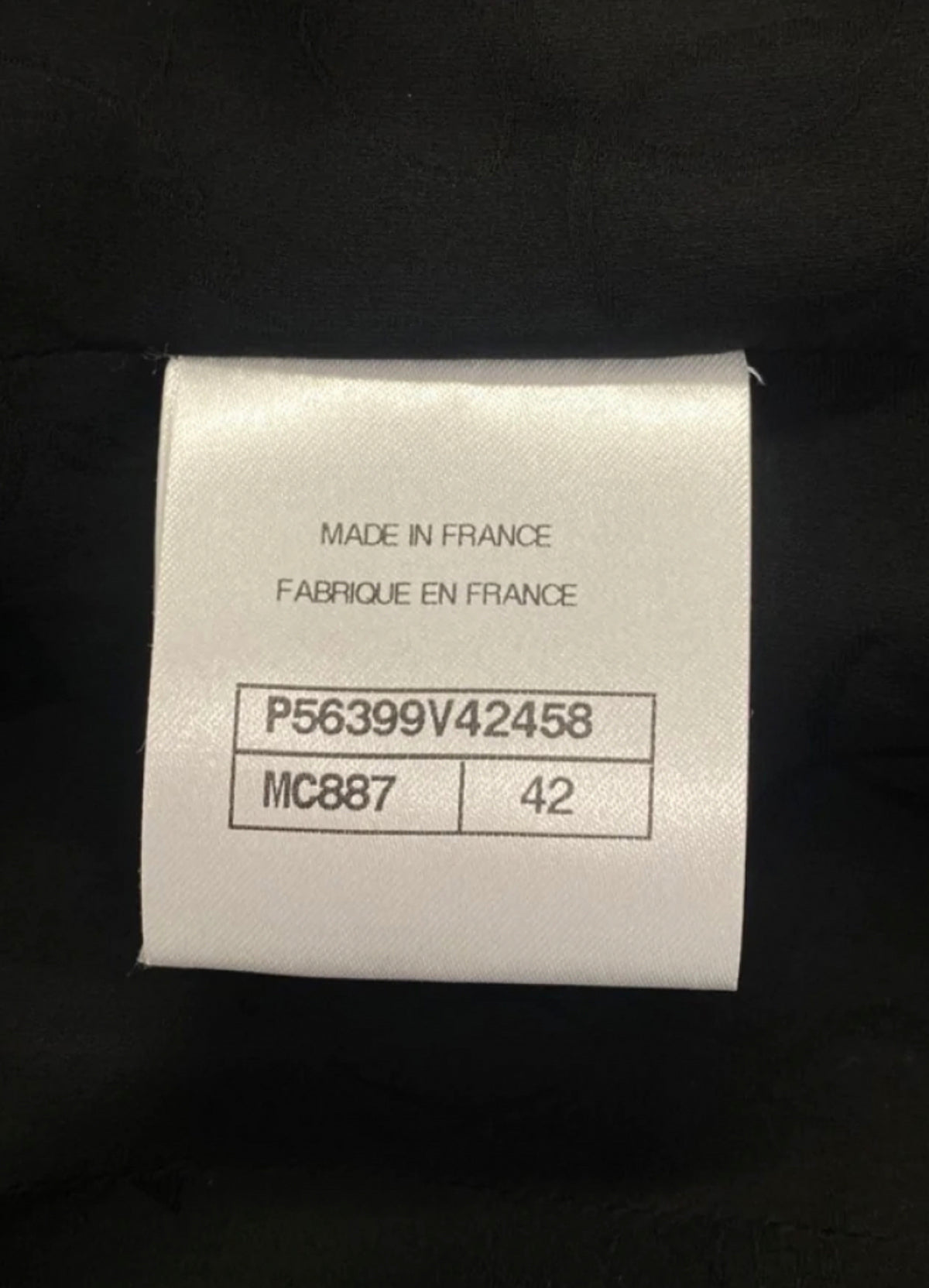 CHANEL LA PETITE VESTE NOIRE TWEED BLAZER SIZE F 42 LADIES