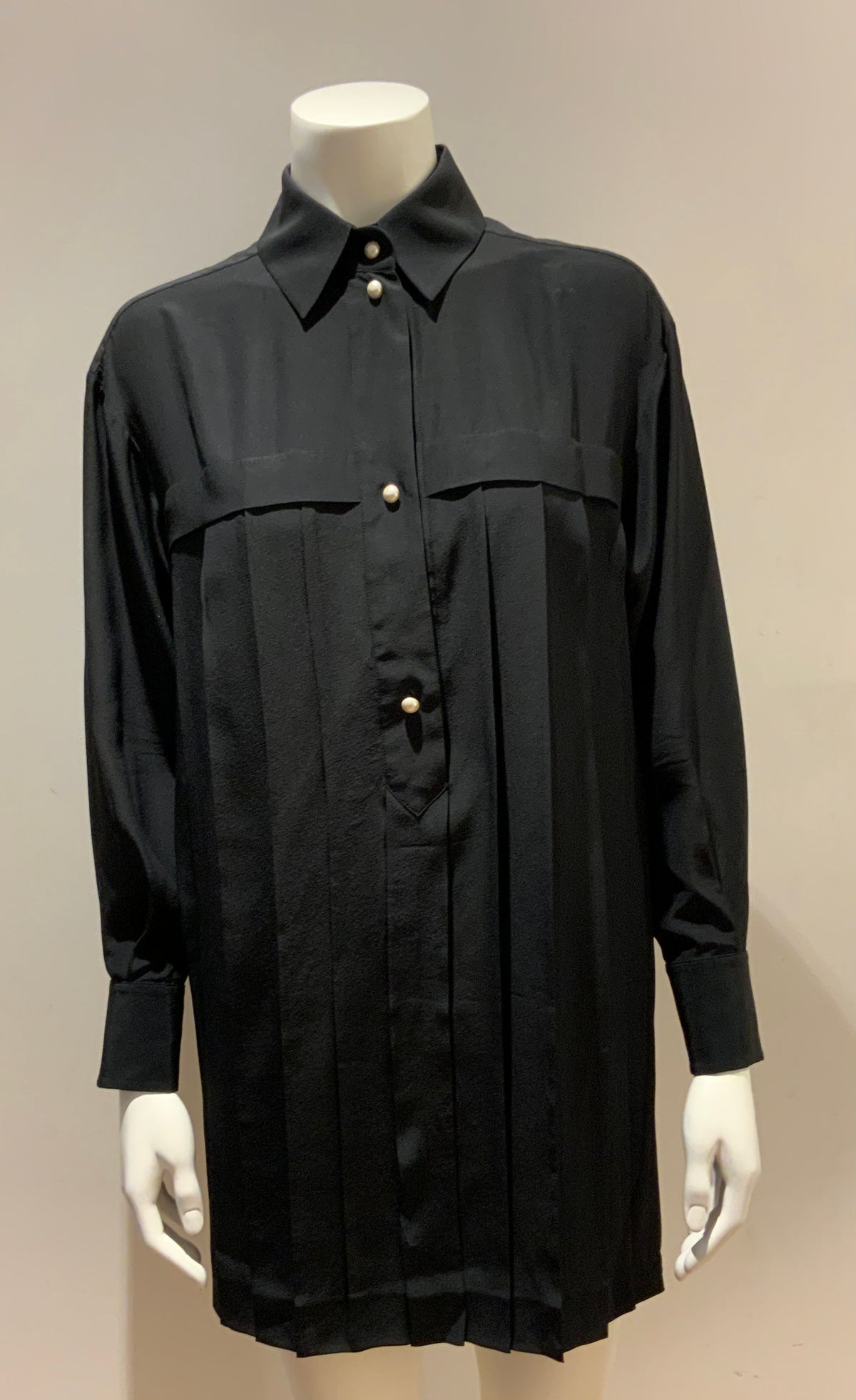 Chanel 2013 Pleated Silk Shirt Dress Pearls Buttons Amazing F 38 UK 10 US 6 ladies