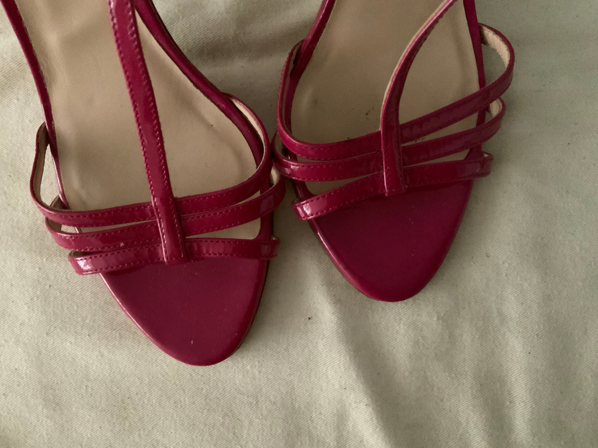 Ralph Lauren Polo Fuchsia Patent Leather Sandals Size 39 1/2 UK 6.5 US 9.5 ladies