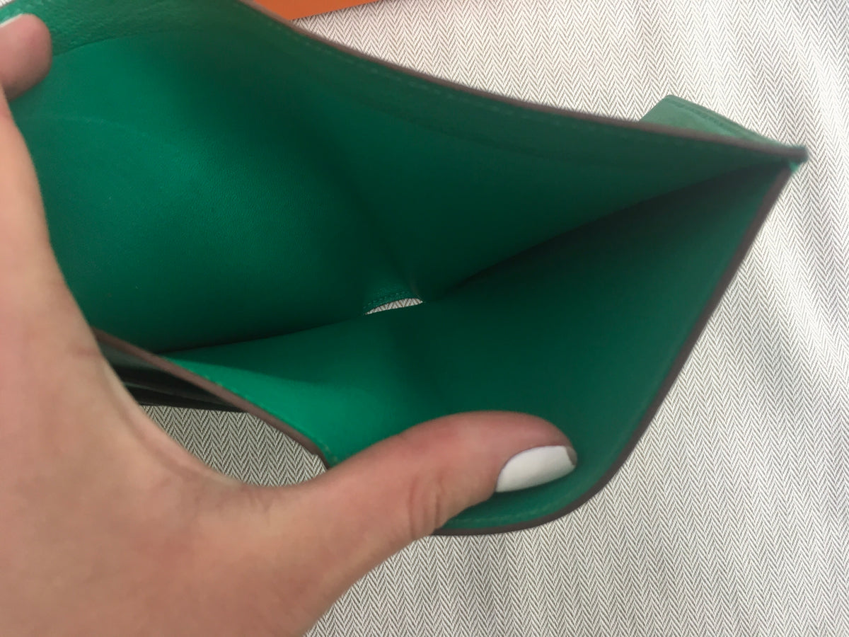 Hermès Hermes Paris Chevre Mysore Evelyne Card Wallet in Green Men