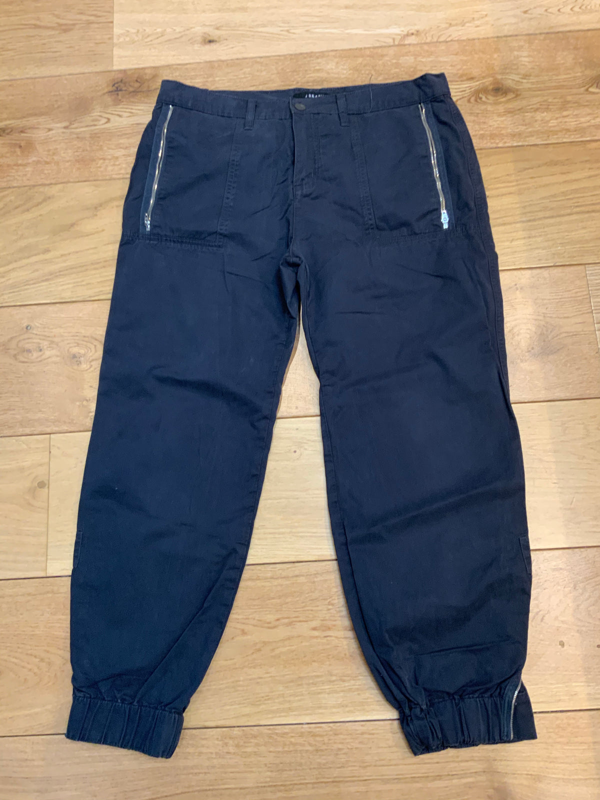 MOST WANTED J BRAND AMID RISE TAVI UTILITY JOGGERS - CHROME JEANS SIZE 30 ladies