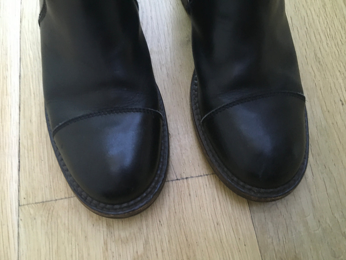 CHANEL Leather CC Black Boots Ankle Boots Leather Booties Size 39 Ladies