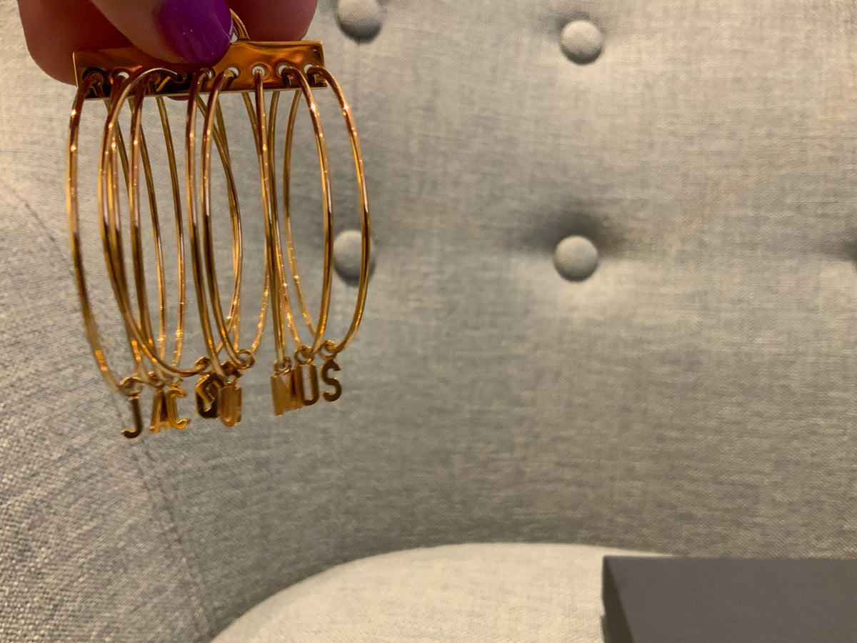 JACQUEMUS 2021 Les Anneaux Earrings in Gold  ladies