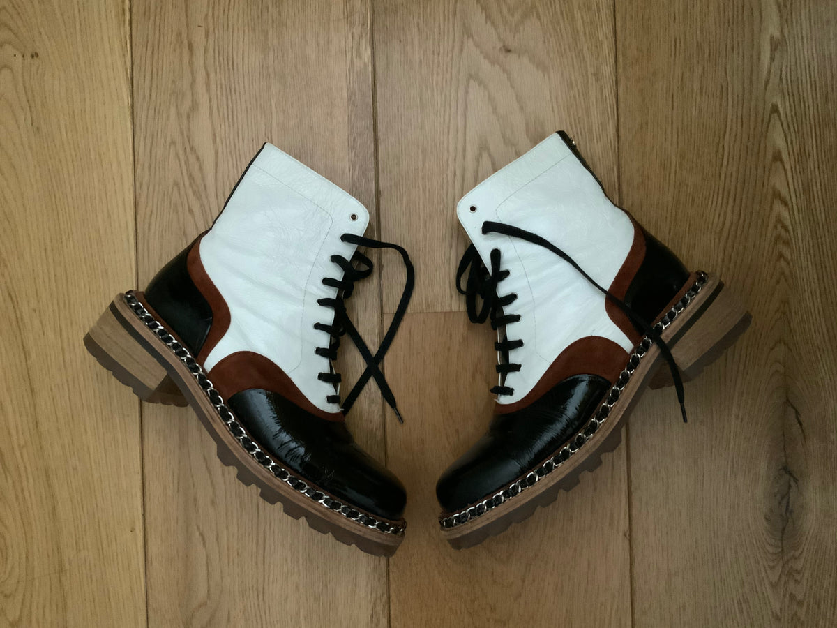 CHANEL Most wanted ICON patent combat boots Size 38 UK 5 US 8 ladies