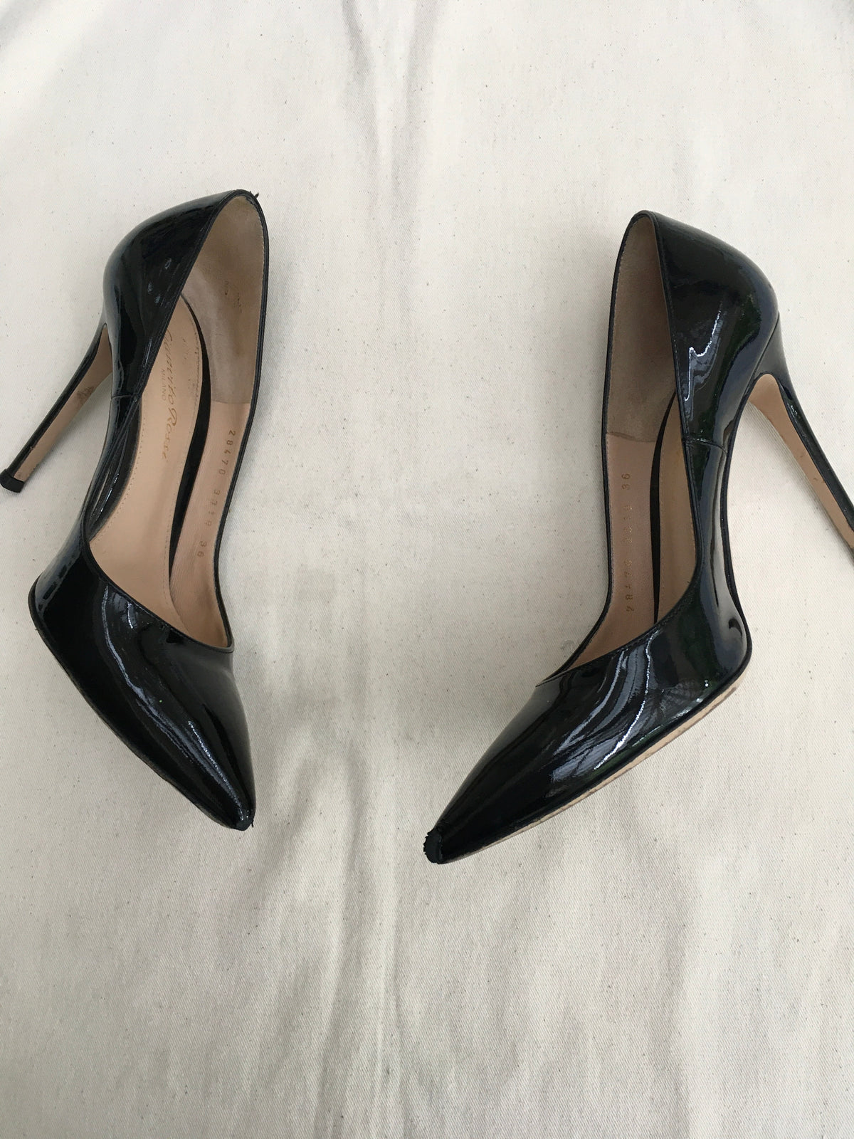 Gianvito Rossi Patent Leather Pointed-Toe Pumps heels shoes Size 36 US 6 UK 3 ladies