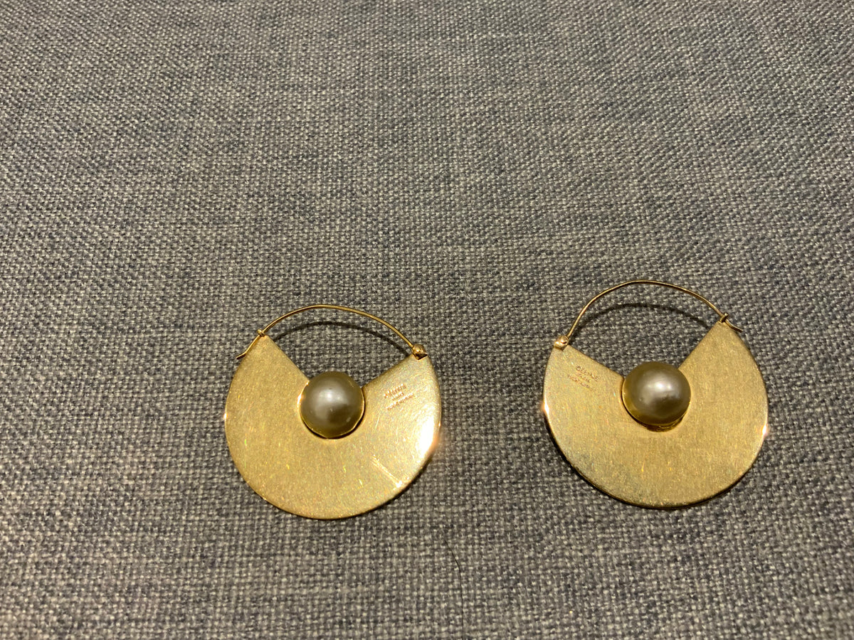 ICONIC CÉLINE Celine Phoebe Philo Gold Pearls Hoops Earrings ladies