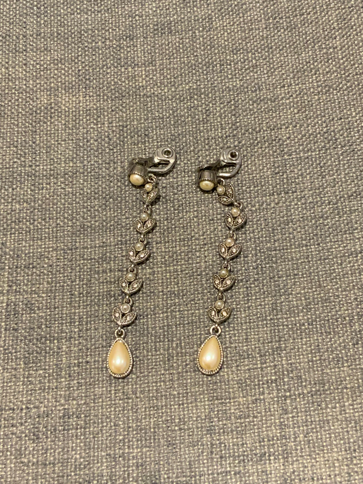 Design Gallery Kent Drop Pearl Silver Earrings ladies