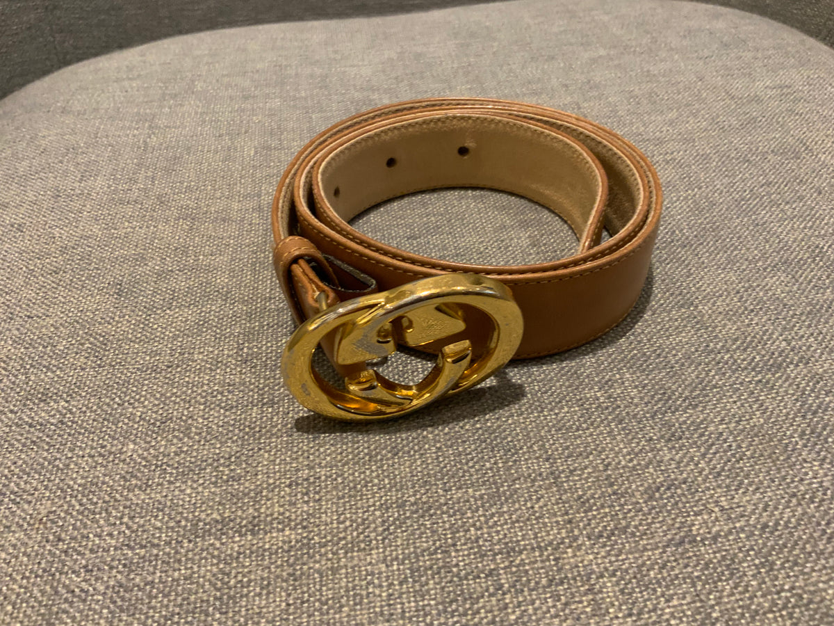 Gucci Vintage 1990's Leather GG Interlocking Belt Size 90-36 ladies