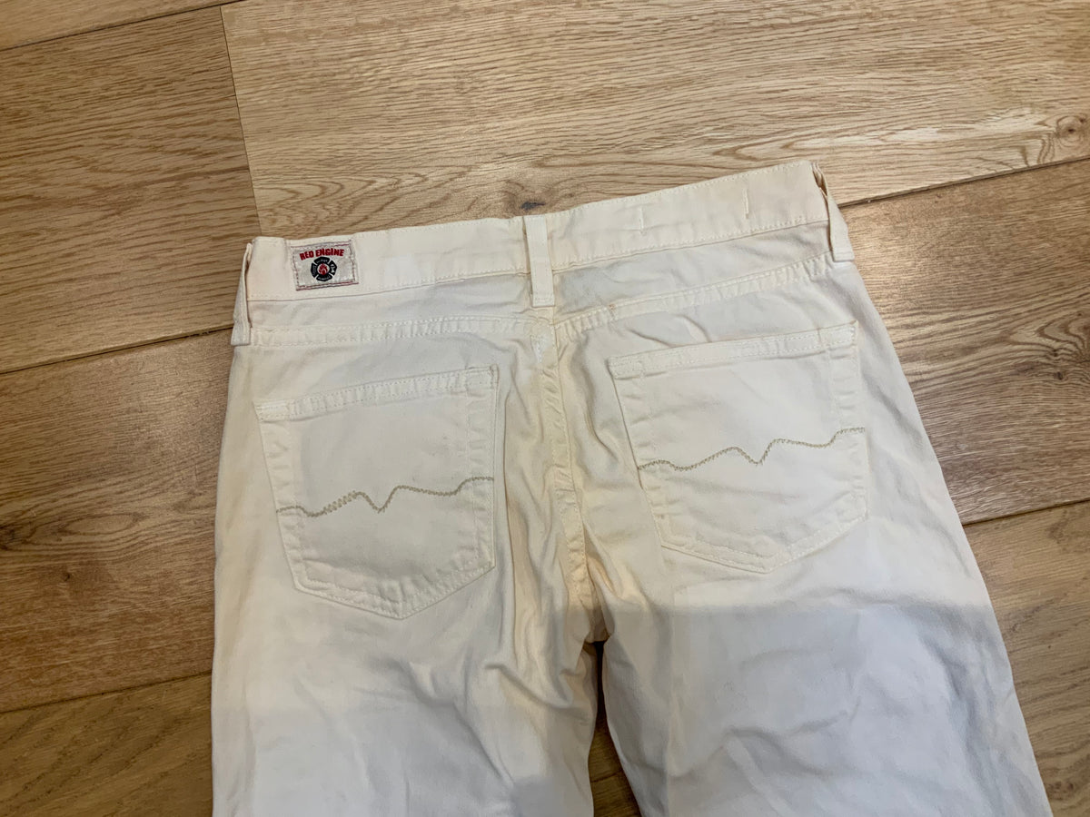 Red Engine Cayenne White Vintage Jeans Denim Jeans Size 25 ladies