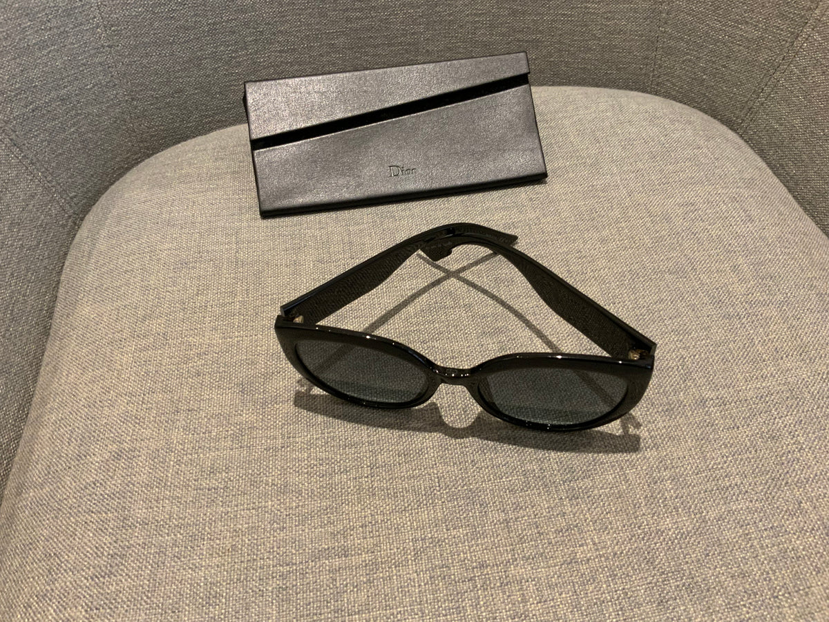 MOST WANTED Christian Dior DDIORF SUNGLASSES Includes original Dior case card ladies