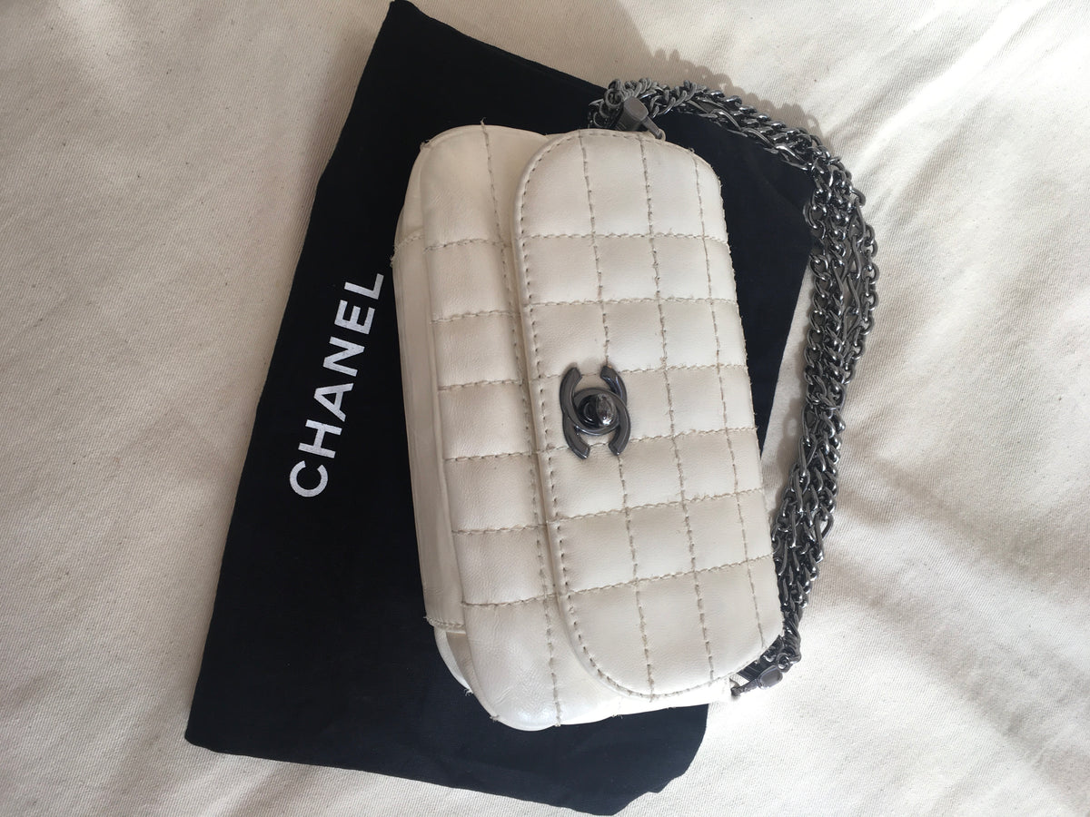 Chanel White Square Quilted Leather Mini Flap Handbag Multi Chain Bag Rare Ladies