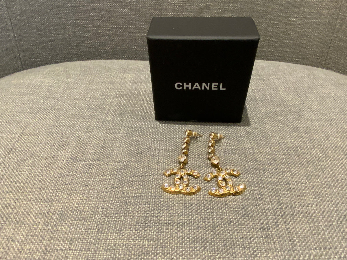 CHANEL 2020 CC Crystal Gold Drop Earrings ladies