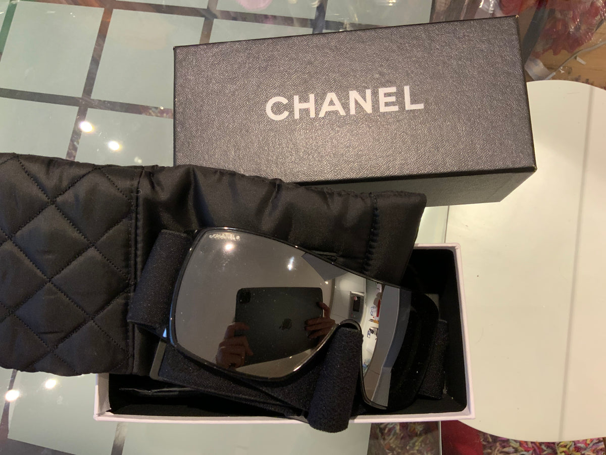 Chanel Shield Runway Ski Goggles Sunglasses, Coco Neige 2018 ladies