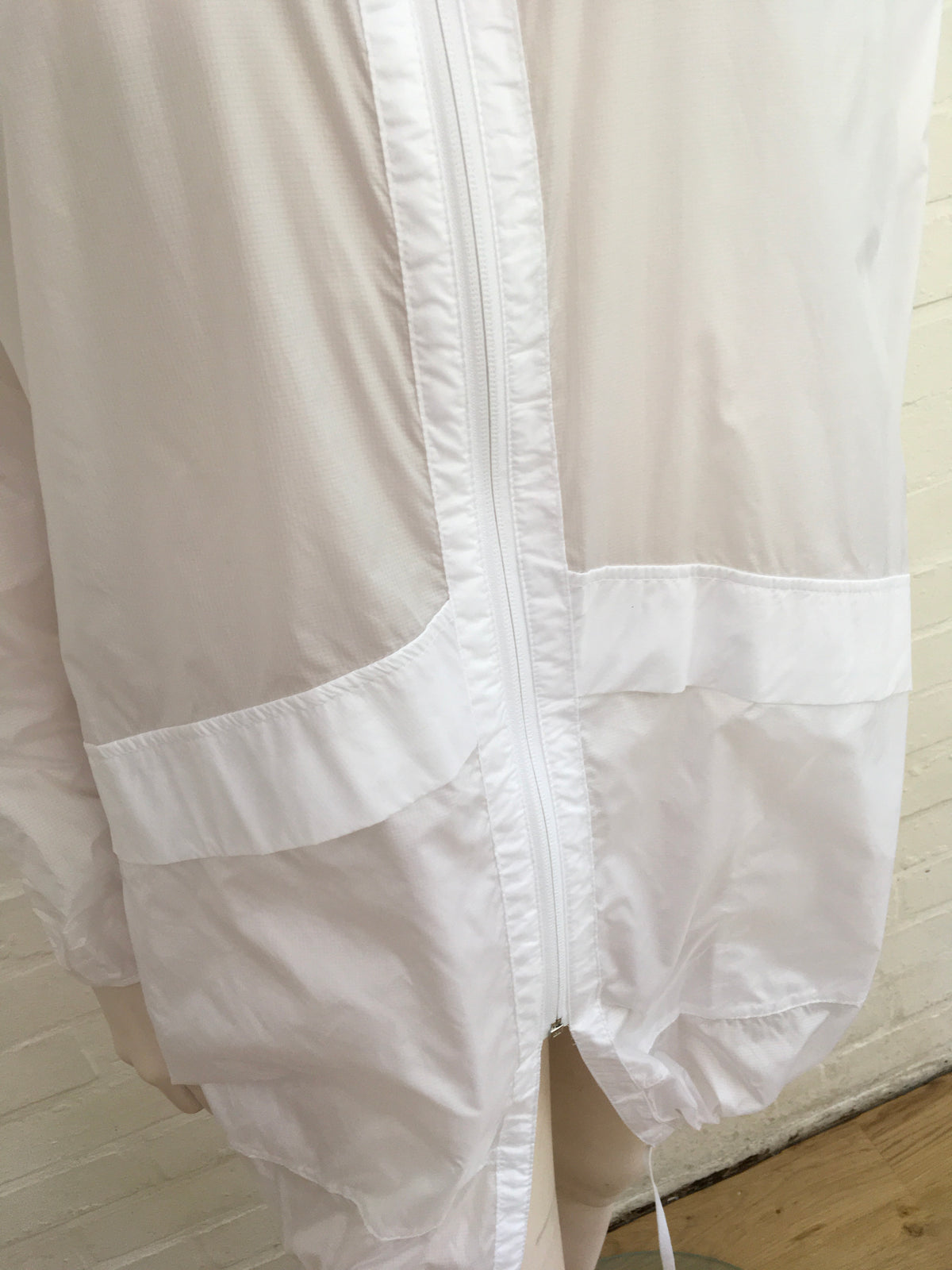 Nike Sportswear Jacket Transparent Packable Training White Lightweight Rain S ladies