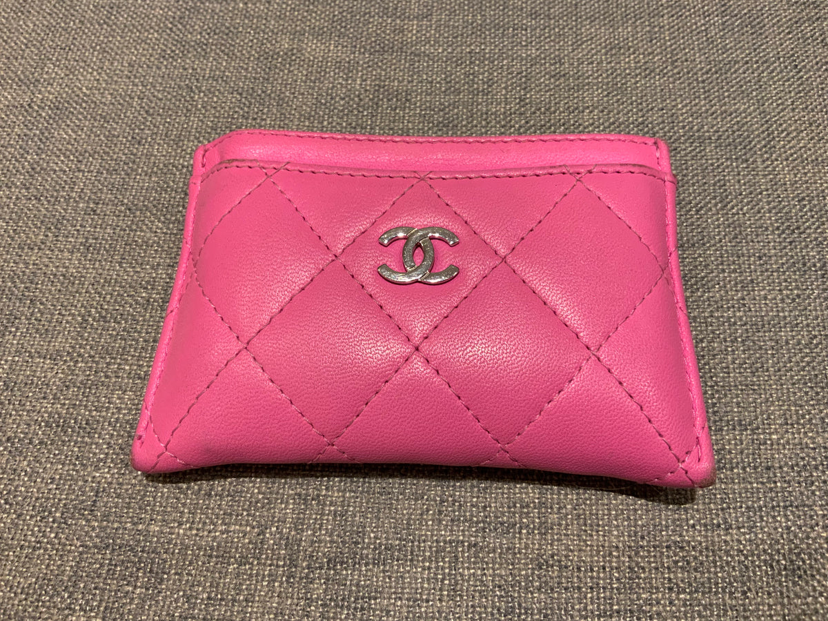 CHANEL Lambskin Quilted 2021 Neon Pink CC Logo Card Holder Wallet ladies