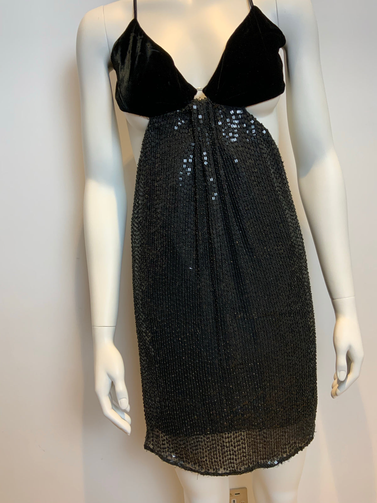 Cynthia Steffe Sequin Embellished Mini Sexy Velvet Bra Top Dress Size 0 XXS ladies