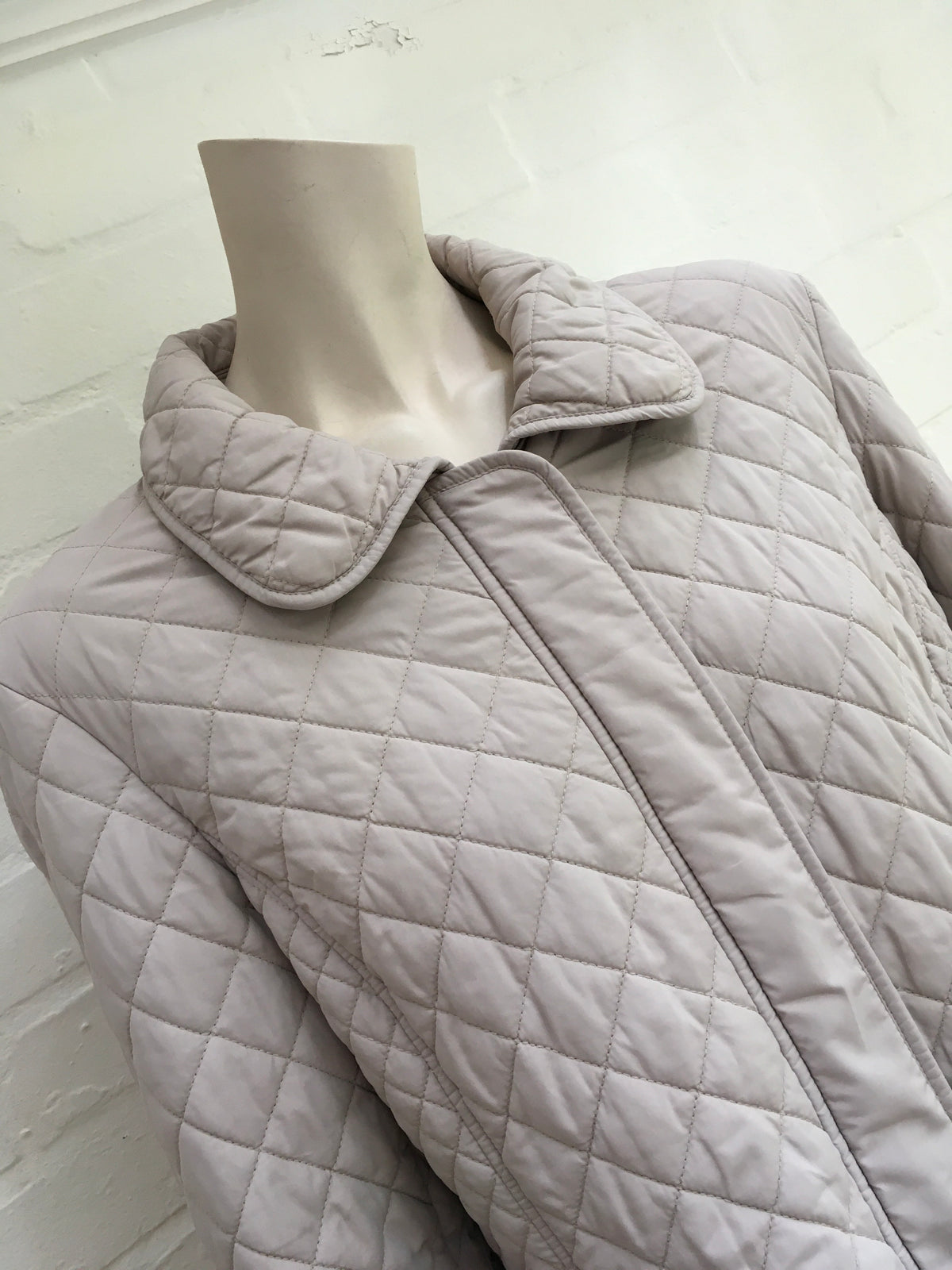 WINDSMOOR Cream Classic Collar Criss Cross Quilted Short Jacket Size L Large ladies