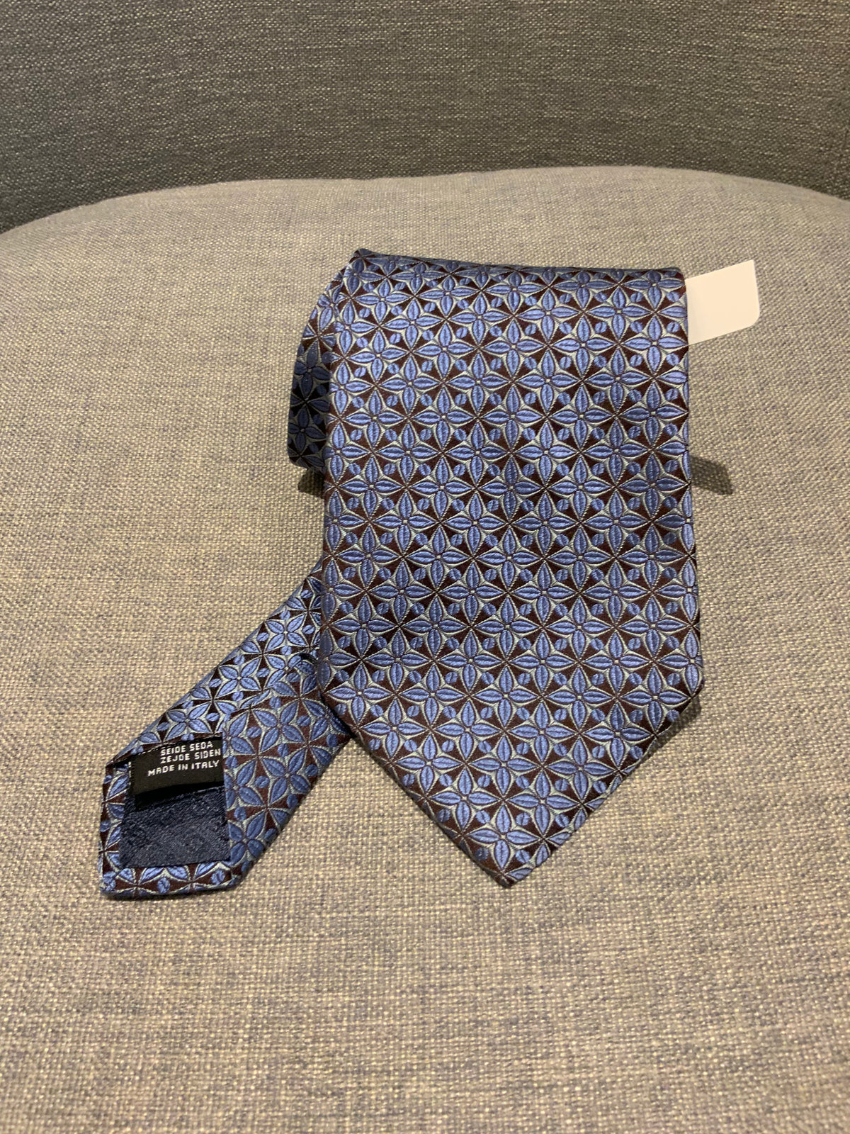 DOLCE & GABBANA Silk Jacquard Flower Mens Tie men