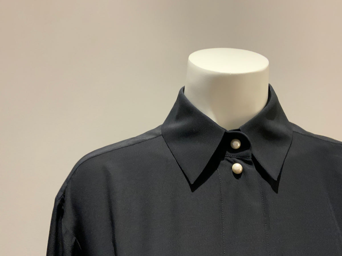 Chanel 2013 Pleated Silk Shirt Dress Pearls Buttons Amazing F 38 UK 10 US 6 ladies