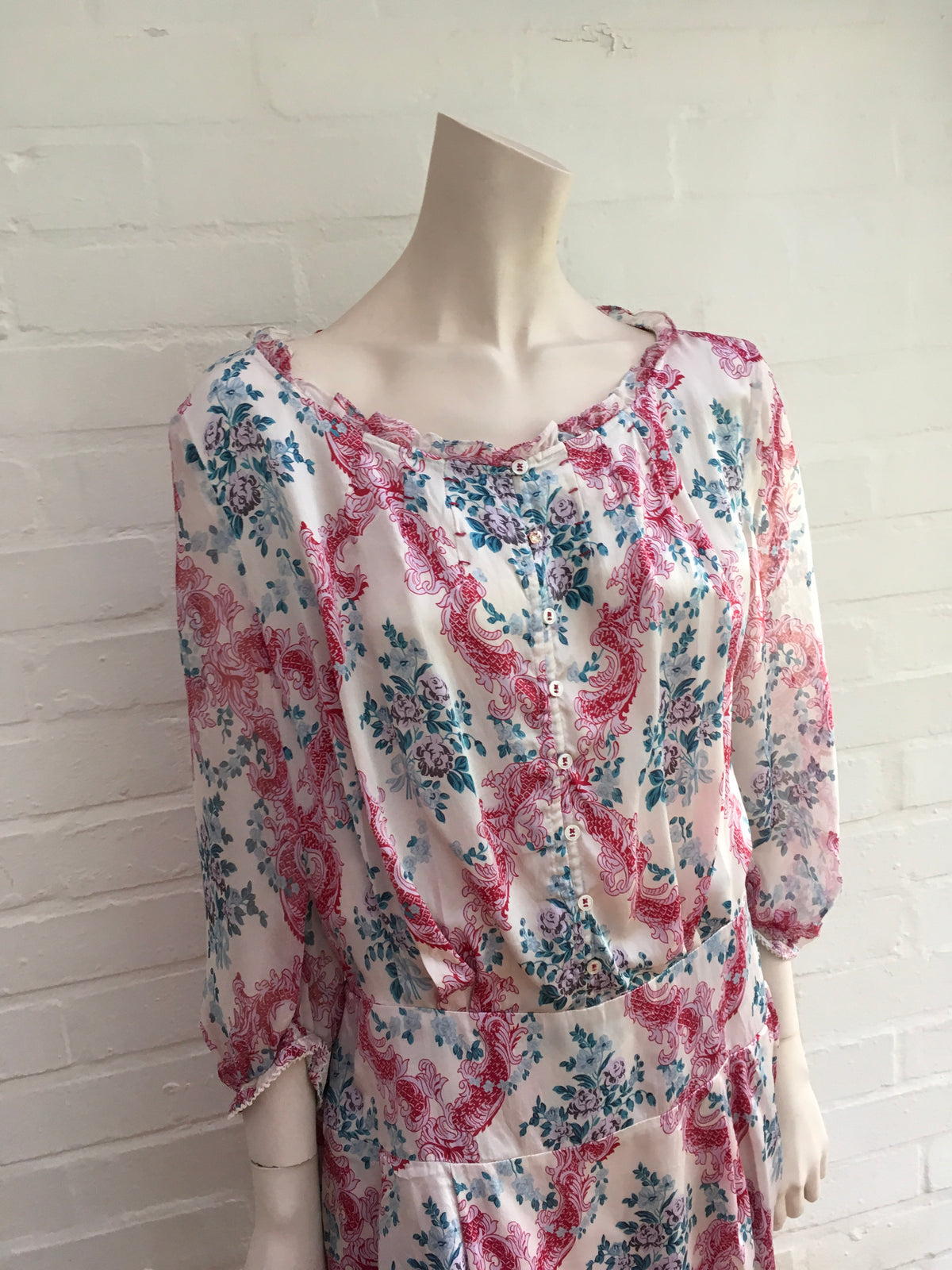 HUGO BOSS Silk Chiffon Water Color Floral Dress Ladies
