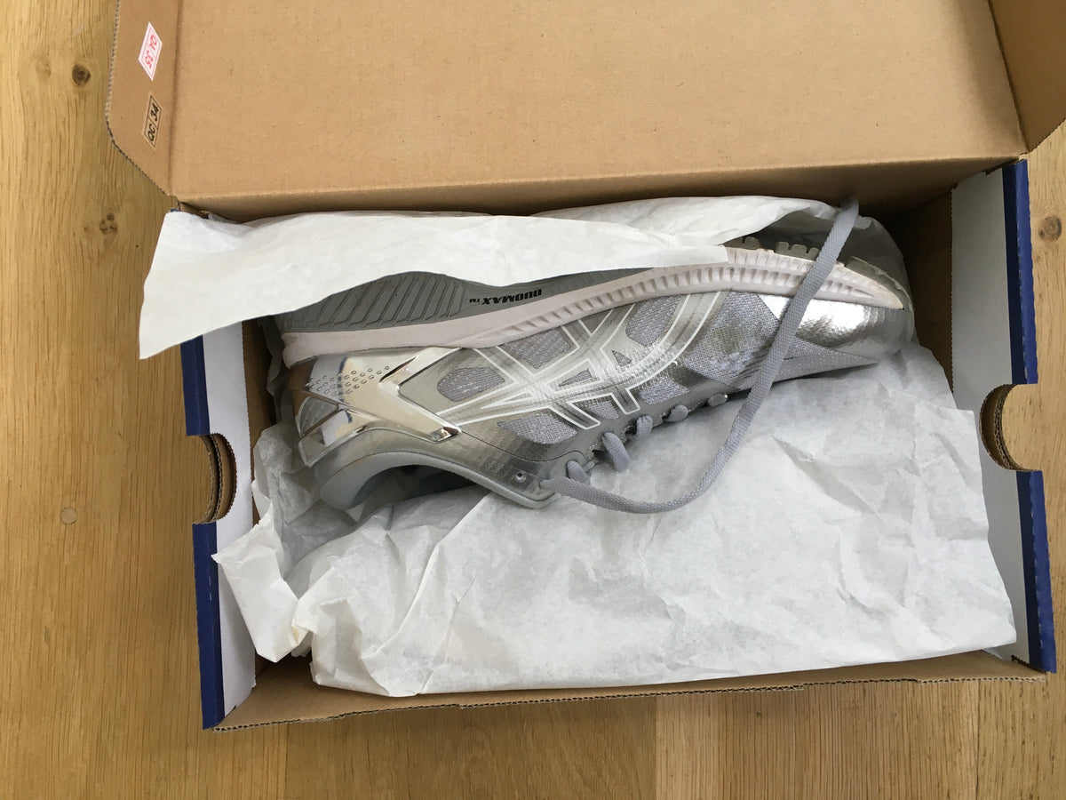 Asics GEL-KAYANO 26 PLATINUM METALLIC SILVER TRAINERS SIZE 40 US 8.5 UK 6.5 ladies