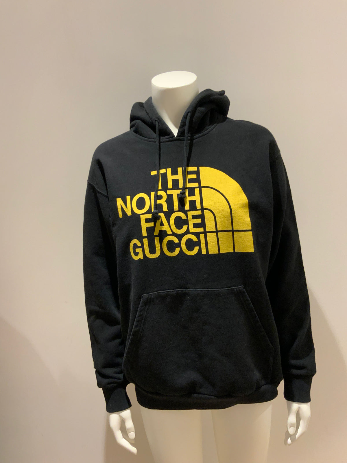 Unisex GUCCI X THE NORTH FACE BLACK YELLOW HOODIE LIMITED EDITIN SIZE XS men
