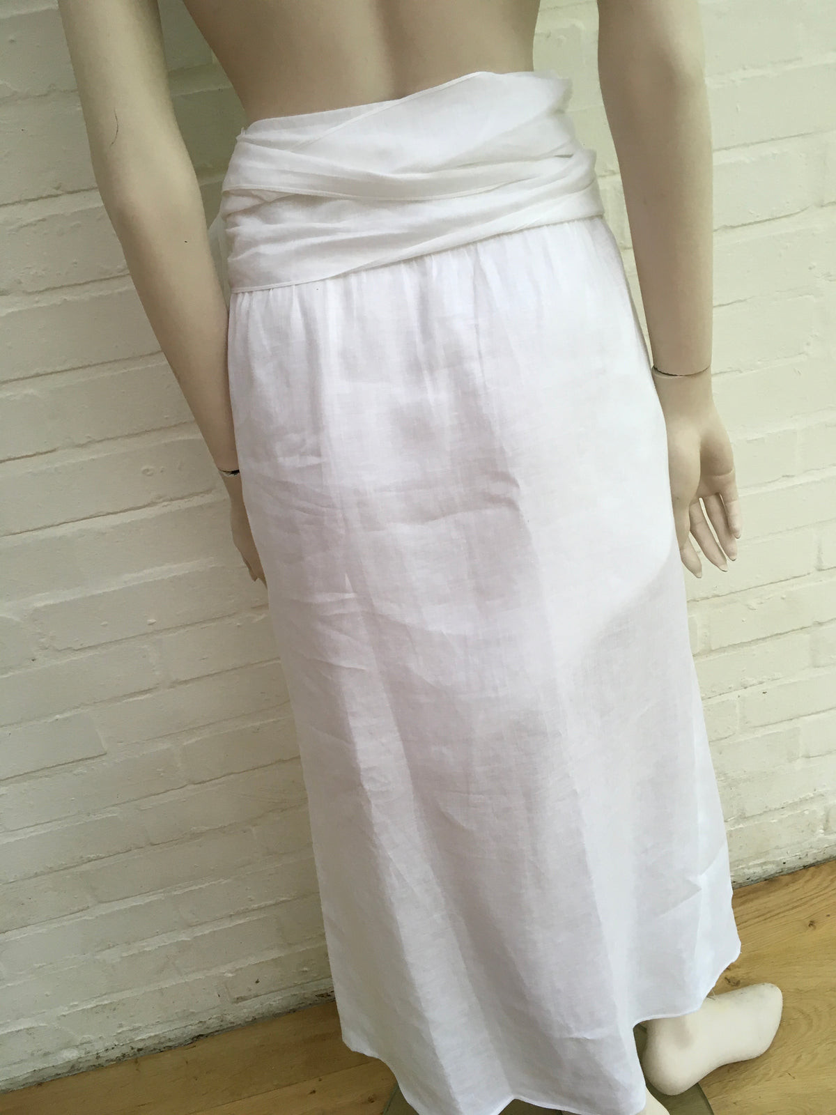 KAGE white linen skirt Size S Small ladies