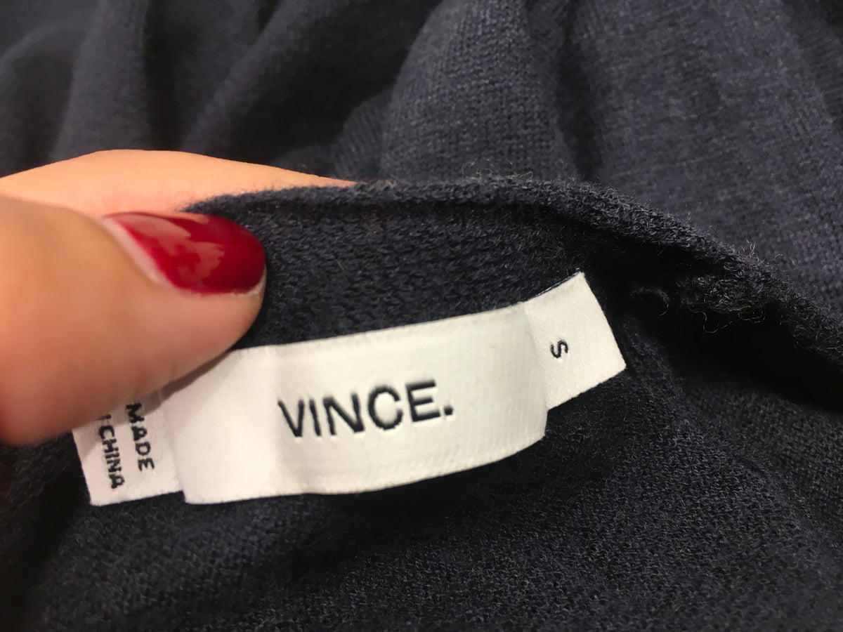 Vince V Neck Thin Knit Merino Wool Blend Sweater Jumper Size S /P Small ladies