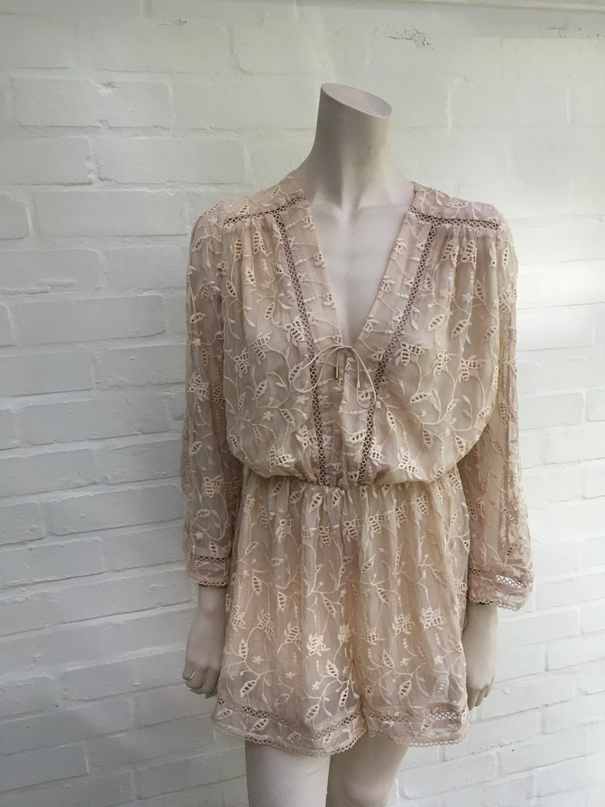 ZIMMERMANN MOST WANTED VINE EYELE ROMPER PLAYSUIT Size 1 ladies