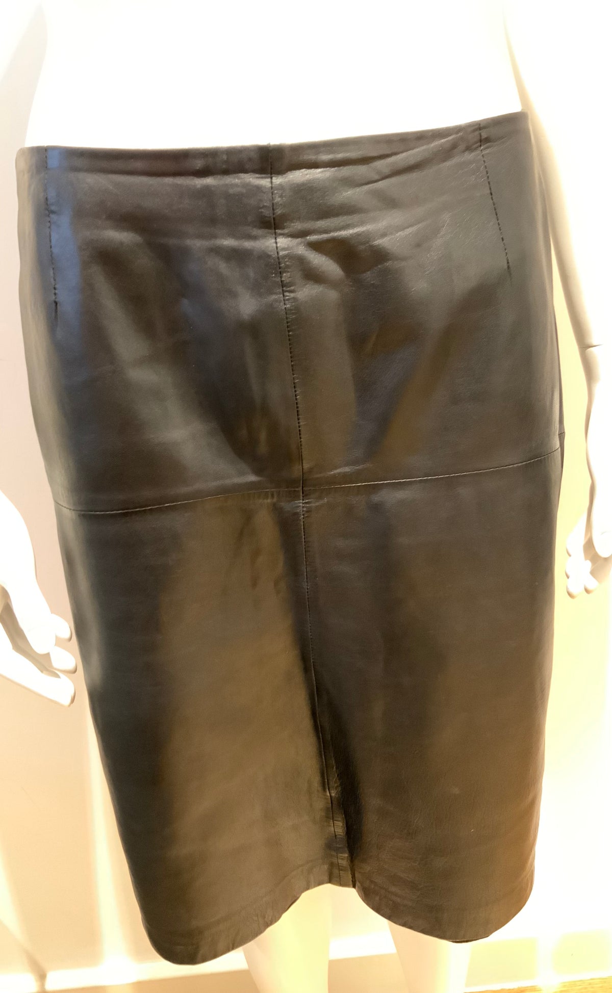 MOST WANTED Boss HUGO BOSS Black Leather Pencil Skirt D 36 UK 8 US 4 I 40 ladies