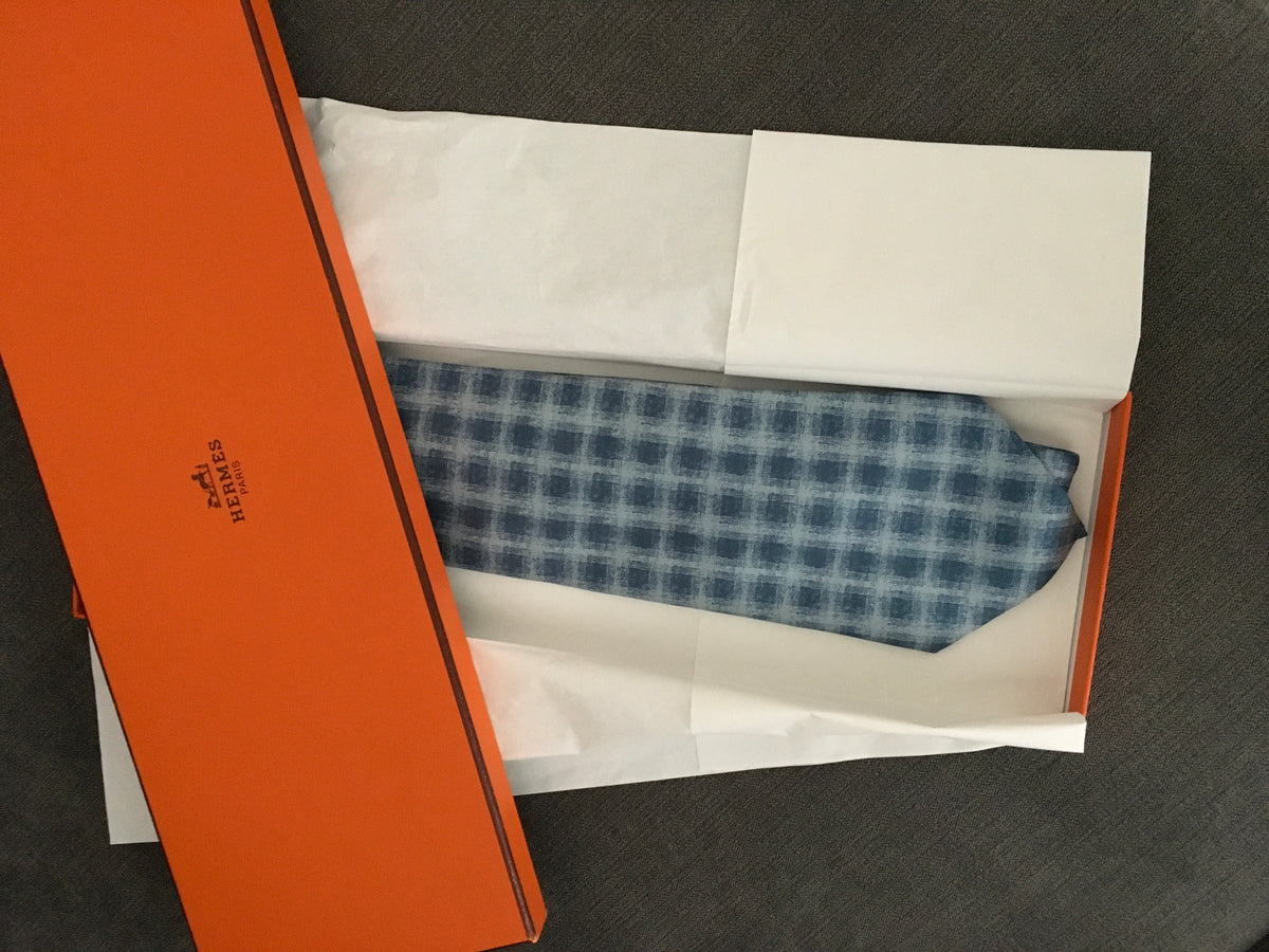 Hermès HERMES Paris Silk Blue Print Tie 91 HA 100% AUTHENTIC Men