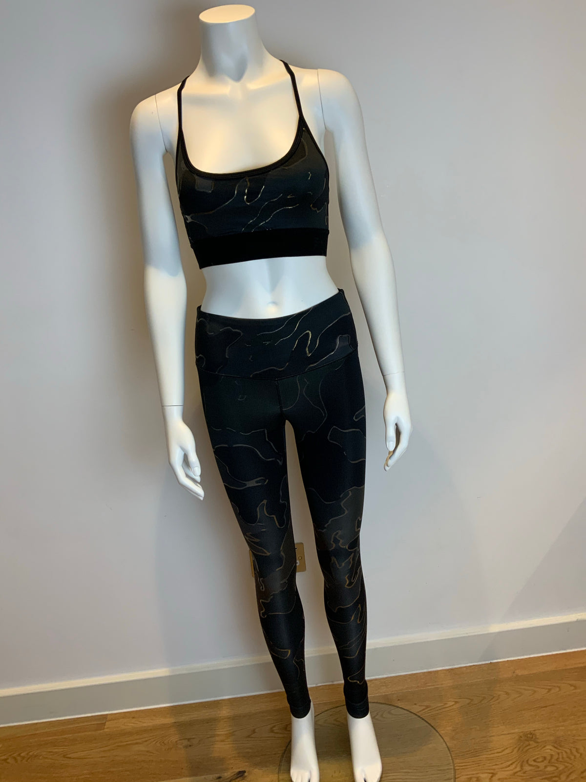 Noli Yoga Liquid Studio Bra - Gold Guerra Women's Bra Size S Small ladies