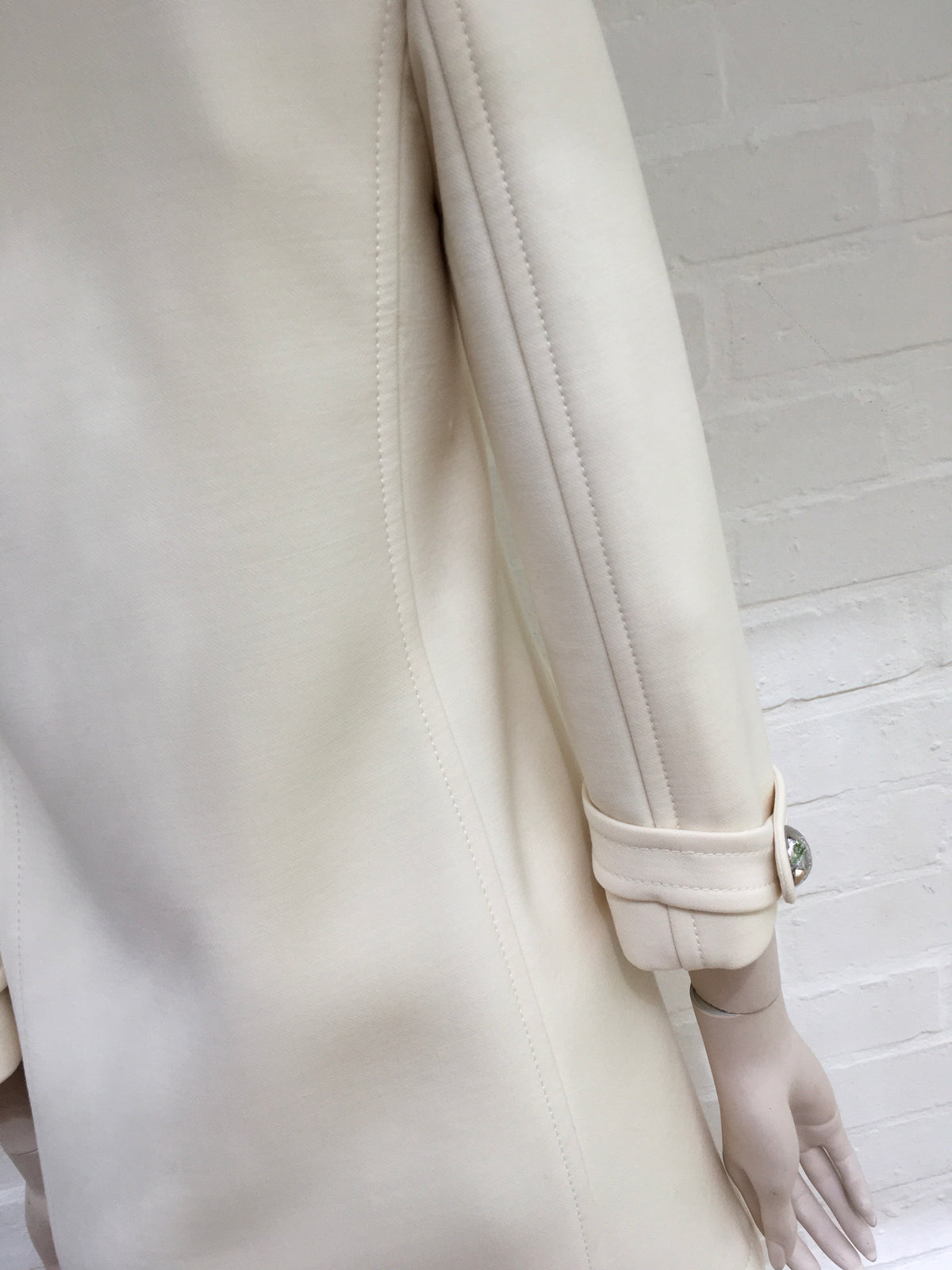 GUCCI White Wool-crepe Double Breasted Napoleon Coat Size I 36  ladies
