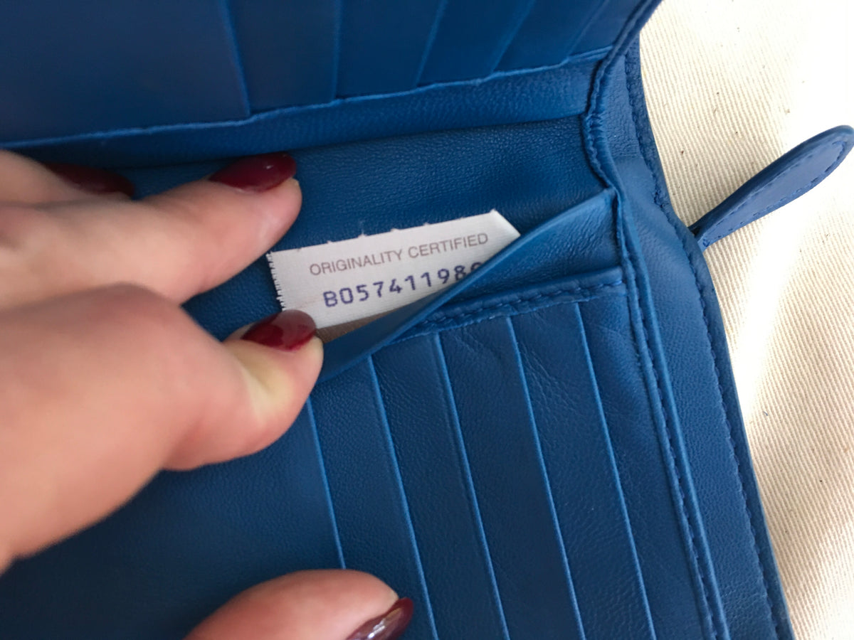 Bottega Veneta CONTINENTAL WALLET IN PEACOCK INTRECCIATO NAPPA AND AYERS LADIES